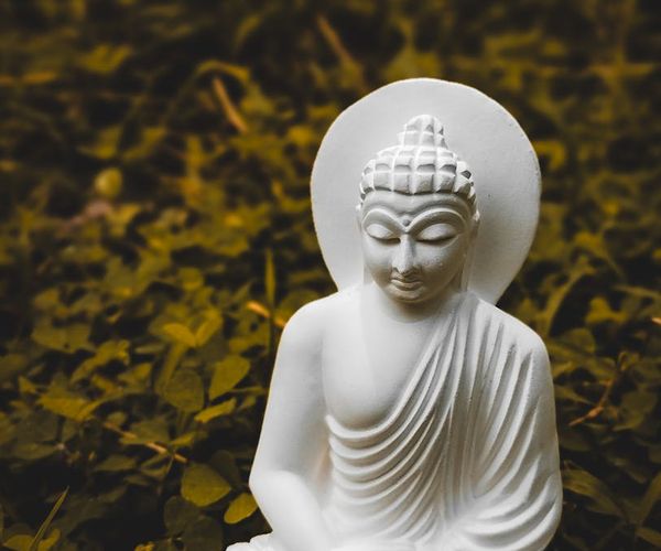 Minimalist composition symbolizing inner peace and structural harmony